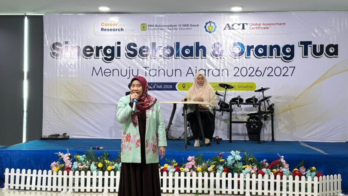 Dekan FTEIC ITS Ajak Orang Tua Jadi Bestie Anak dalam Sinergi Sambut Tahun Ajaran Baru di Smamio