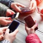 Lebih Takut Kehilangan HP daripada Kehilangan Iman? Renungkan Pesan Ini