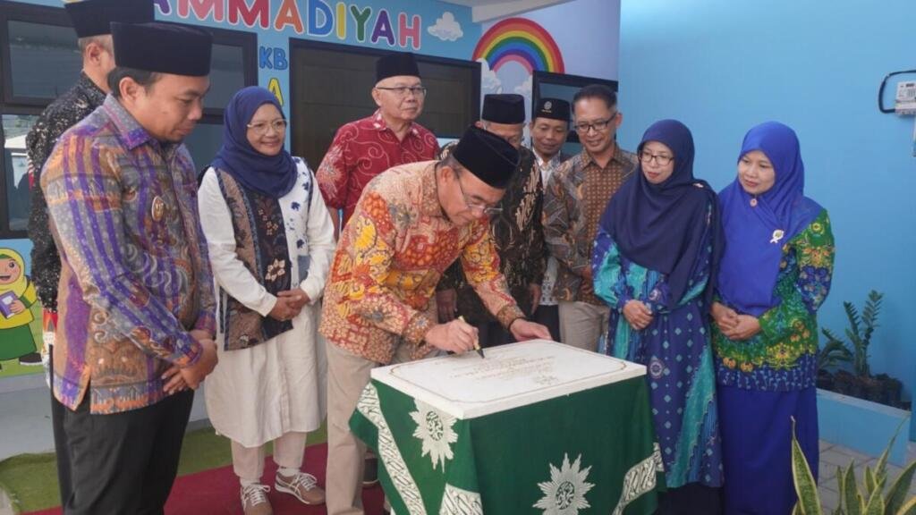 Muhadjir Resmikan Kampus II SD Muhammadiyah 1 Malang, Pendidikan Al-Qur’an Jadi Prioritas