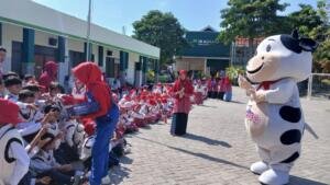 Ada Sapi Lucu di SD Almadany, Cimory Yogurt Goes to School Edukasi Pentingnya Gizi Sehat