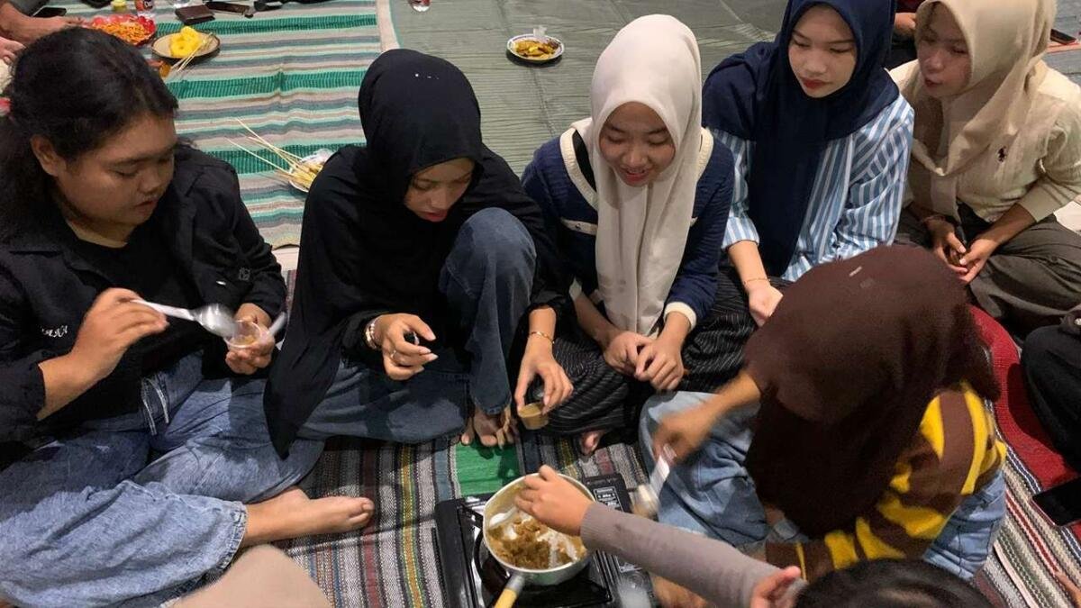 Buah Belimbing Disulap Jadi Sabun Alami, Ini Inovasi KKN T 26 Umsida