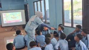Dokter Muda Klinik Pratama Muhammadiyah Balen Bekali Peserta MATAMUDA MI Muhammadiyah 7 Kenep dengan Edukasi PHBS