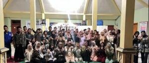 Kreasi Ramah Lingkungan: KKN Umsura Adakan Workshop Pembuatan Lilin Sebagai Upaya Pemanfaatan Limbah Rumah Tangga