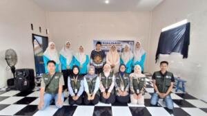 Gandeng KKN Umla, MIM 09 Labuhan Bekali Wali Murid Seni Mendidik Anak di Era Digital
