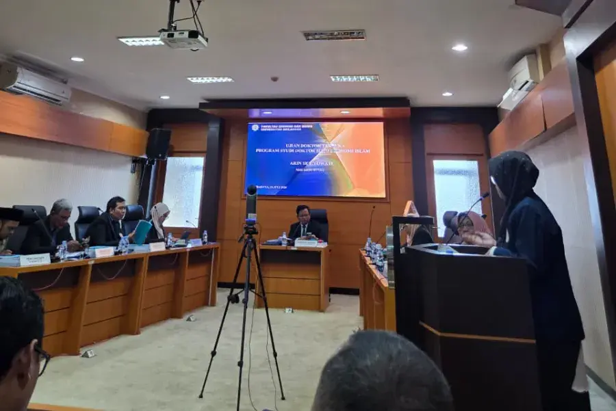 Raih Gelar Doktor Unair, Arin Setyowati Tawarkan Model Transformasi Pengelolaan Nazhir Wakaf Muhammadiyah