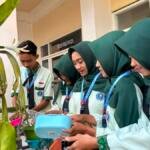 Kader Adiwiyata SMK Muhammadiyah 8 Siliragung: Dari Memungut Sampah Menuju Gerakan Mencegah Sampah