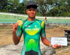 Siswa SMA Muhammadiyah 3 Surabaya Raih Medali Emas Balap Sepeda Track Tingkat Jawa Timur