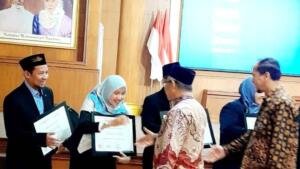 Konsisten Berprestasi, SD Muhammadiyah Manyar Kembali Menyandang Predikat Outstanding School 2026