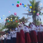 Lepas Balon Cita-Cita, Ratusan Siswa Baru SMP Muhammadiyah 2 Purwokerto Siap BERAKSI