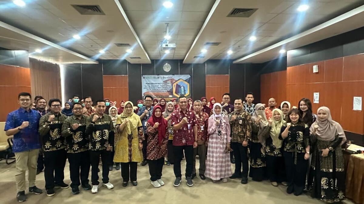 Mahasiswa Mars Umsura Dorong Pengembangan Telemedicine Pascastroke di RSUD Haji Jatim