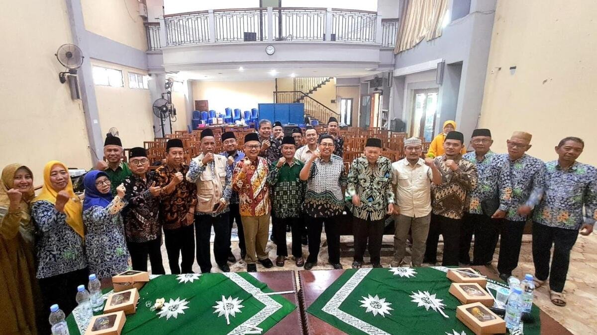 Majelis Dikdasmen dan PNF PP Muhammadiyah Evaluasi AUM Pendidikan Jepara, SMP Muhammadiyah Jepara Raih Apresiasi