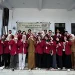 Menjemput Mimpi di Gerbang Jerukwangi: Catatan Humanis MPLS dari KKN UMSURA