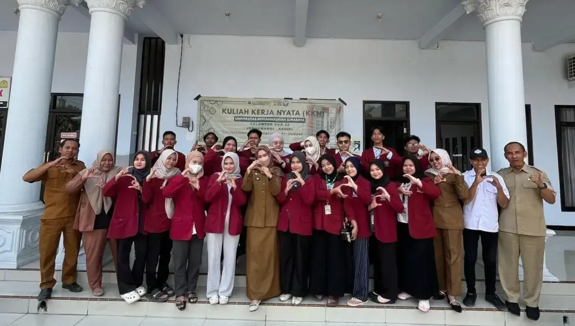 Menjemput Mimpi di Gerbang Jerukwangi: Catatan Humanis MPLS dari KKN UMSURA
