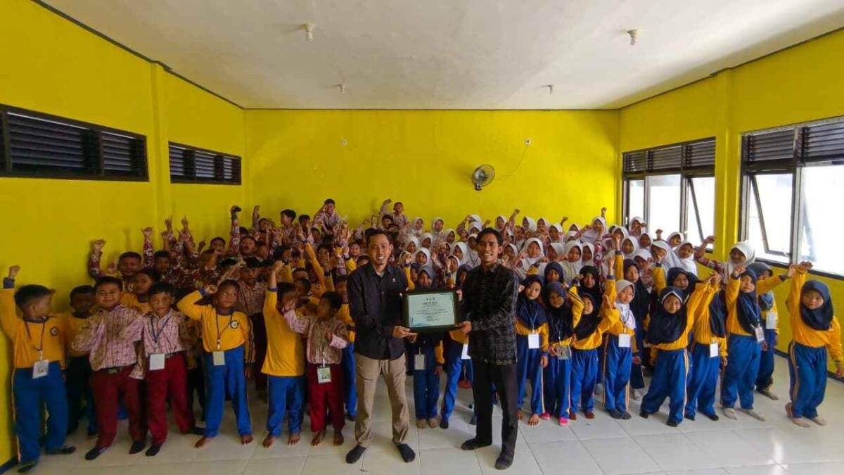 MIM 14 Megale Tanamkan Budaya Pilah Sampah Sejak Dini