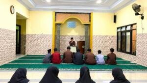 Muhadharah MBS Smamuga Latih Santri Berdakwah dan Public Speaking