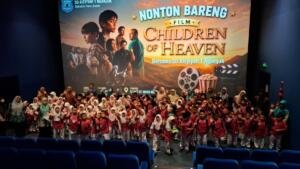 Nobar Children of Heaven, SD Aisyiyah 1 Nganjuk Tanamkan Pendidikan Karakter Lewat Film