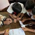 Pakai Value Clarification Technique, KKN-P Umsida Ajari Sopan Santun di SDN Tambak Sari