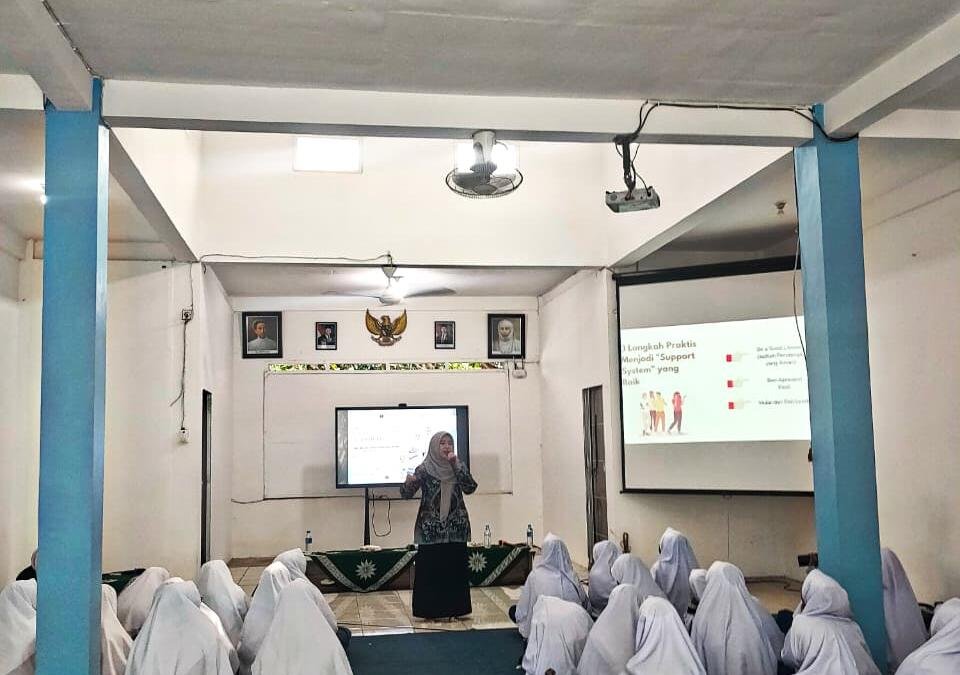 PDNA Kabupaten Malang Bekali Santriwati Baru ABS Lawang Berorganisasi