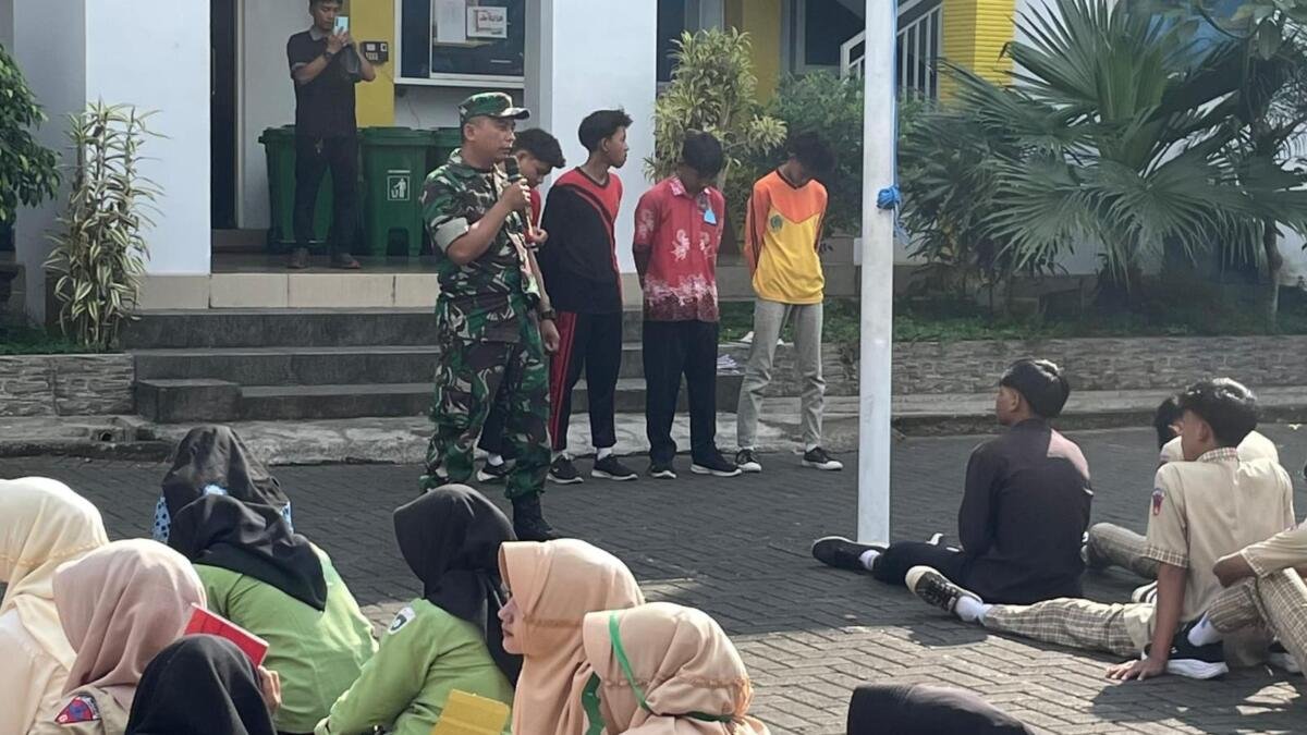 Pembekalan Karakter oleh Koramil Jadi Bagian Fortasi SMKS Muhammadiyah 4 Glenmore