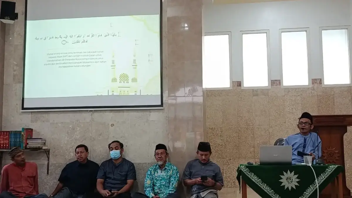Pengajian Ahad Pagimu Rungkut Bahas Tiga Kunci Meraih Keberuntungan Hidup