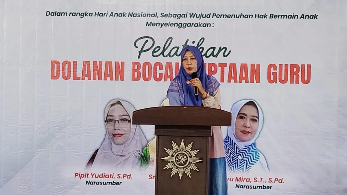 Peringati Hari Anak Nasional, 100 Guru KB-TK Aisyiyah Gresik Ikuti Pelatihan Cipta Dolanan Bocah