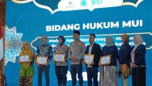 Posbakum Aisyiyah Jakarta Raih Penghargaan MUI sebagai Sahabat Dhuafa dan Masyarakat Miskin