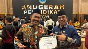 PPI Abdul Malik Fadjar Raih Anugerah Pendidikan Radar Malang 2026