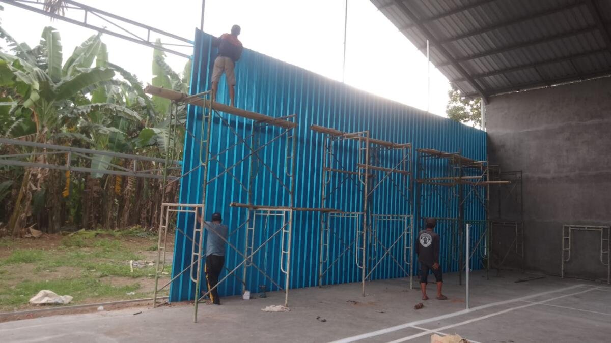 PRM Jalen Bangun Lapangan Bulu Tangkis untuk Kurangi Ketergantungan Gawai pada Pelajar