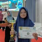 Rafa Aqilah Redzi Juara II Kaligrafi Islam Fashmu III PWM Jatim