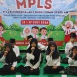 Semarak MPLS SD Mujitu: Deklarasikan Sekolah Ramah Anak hingga Penampilan Al-Banjari