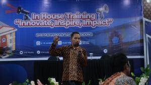Siap Menyambut 1.520 Siswa, Kakomli TKJ Paparkan Optimalisasi Media Interaktif Pada IHT SMK Models Hari Kedua
