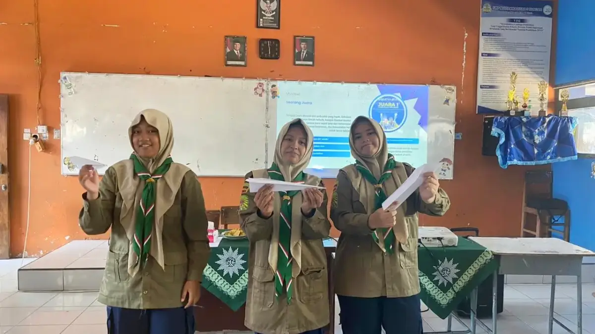SMP Muhammadiyah 5 Bungah Tanamkan Budaya Riset Sejak Dini