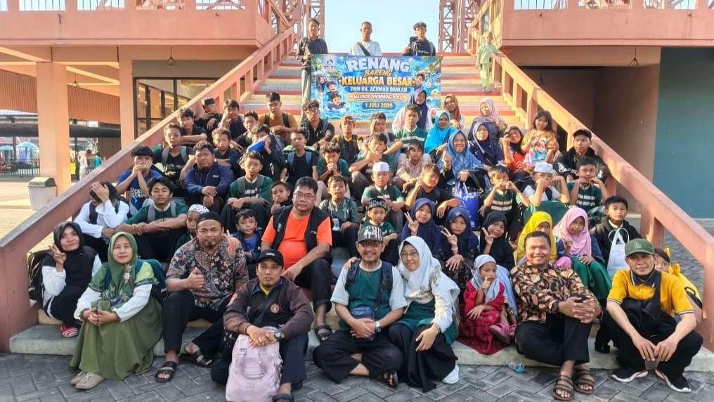 Tak Sekadar Rekreasi, Renang Bersama Perkuat Keakraban Keluarga Besar Panti Asuhan Muhammadiyah KH Achmad Dahlan