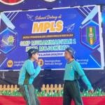 Talenta Show Meriahkan Hari Kelima MPLS SMP Muhammadiyah 1 Kota Mojokerto, Siswa Tampilkan Bakat Terbaik