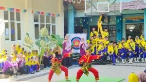 Unjuk Minat dan Bakat Meriahkan Penutupan MPLS Ramah SDMP Tamsis Mojokerto