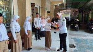 Wawali Kota Surakarta Beri Motivasi Murid SD Muhammadiyah 20 Sidorejo Surakarta