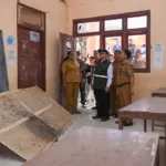 Mendikdasmen Salurkan Santunan Rp305 Juta untuk Guru dan Murid Korban Gempa Ngada-Nagekeo