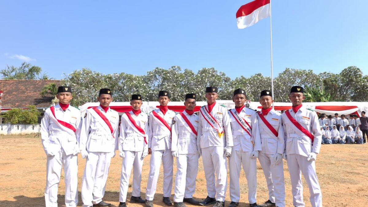 9 Siswa Smamusix Tuntaskan Tugas Paskibra pada Upacara HUT ke-81 RI Tingkat Kecamatan Paciran