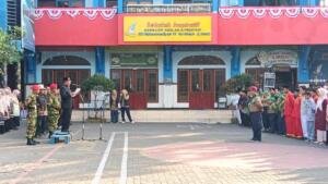 Amanah Inspektur Upacara HUT RI ke-81 PCM Wiyung, Teguhkan Komitmen Majukan Negeri