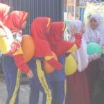Caterpillar dan Ester Warnai Lomba Agustusan D3 Sekolah Inovatif Jagir