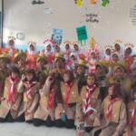 “Daur Ulang Sekarang” SMPM 12 Ajak Selamatkan Bumi di Karnaval HUT ke-81 RI