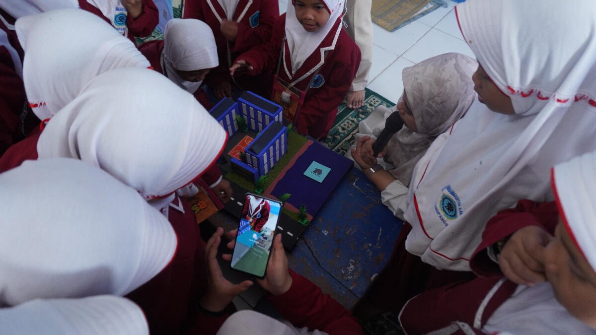 DioSafe-AR Hadirkan Simulasi Bencana Berbasis Augmented Reality di Sekolah