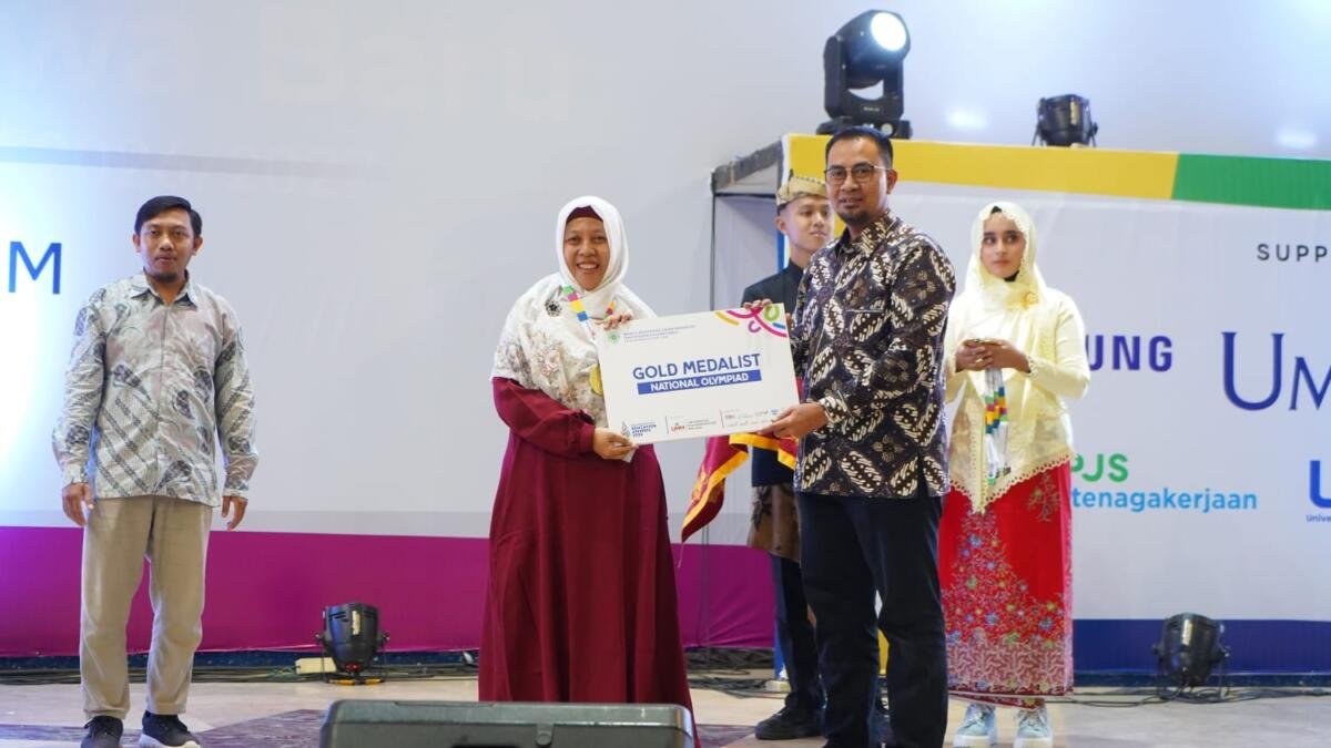 Dua Guru Smamda Sidoarjo Raih Emas dan Perak Guru Berprestasi ME Awards 2026