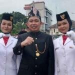 Dua Siswi SMK Muhammadiyah 5 Cakru Dikukuhkan sebagai Anggota Paskibra Kabupaten Jember 2026