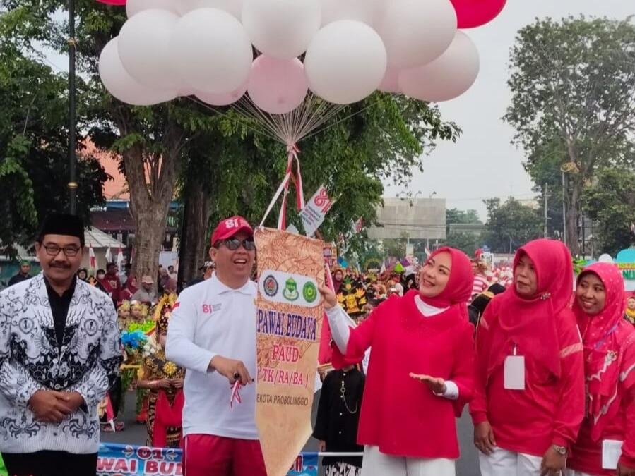 Enam Kader Aisyiyah Terlibat dalam Kepanitiaan Pawai Budaya Nusantara PAUD Kota Probolinggo