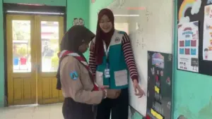 Fraction Fun KKN MAs Kenalkan Alat Peraga Pecahan kepada Siswa SDN 1 Wringinsongo