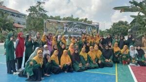 Fun Game Dasawarsa ke-4 Al-Ishlah, Ibu-Ibu Lintas Unit Tampil Kompak