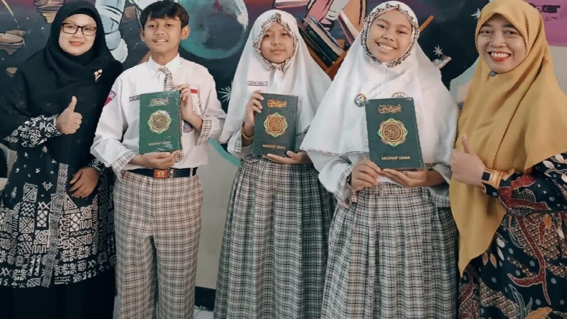 Goyang Penguin Awali Program Orang Tua Mengajar di SD Musix, Siswa Diajak Jadi Juara di Mata Allah
