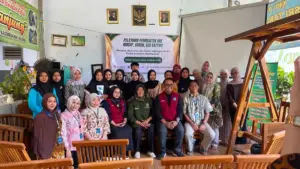 Ibu-Ibu Ikuti Pelatihan Mi Mocaf, Sabun, dan Eco Enzyme di P4S Sri Tanjung
