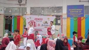 Jalan Sehat HUT ke-81 RI dan Maulid Nabi Digelar TK Aisyiyah 69 dan KB Aisyiyah 29 Surabaya